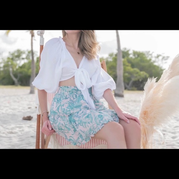 Boutique Blush Crop Top - Picture 10 of 10